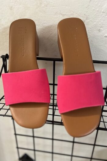 Hot pink cloggs